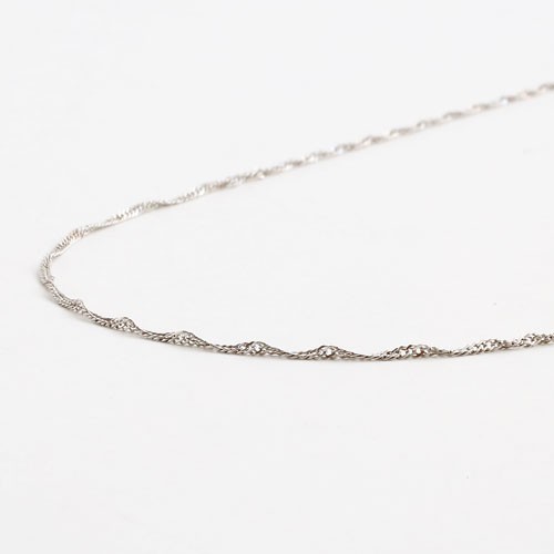 Pt999 Solid Platinum 0.9mm Singapore Chain Necklace 17.75″ Japan Mint HallMark