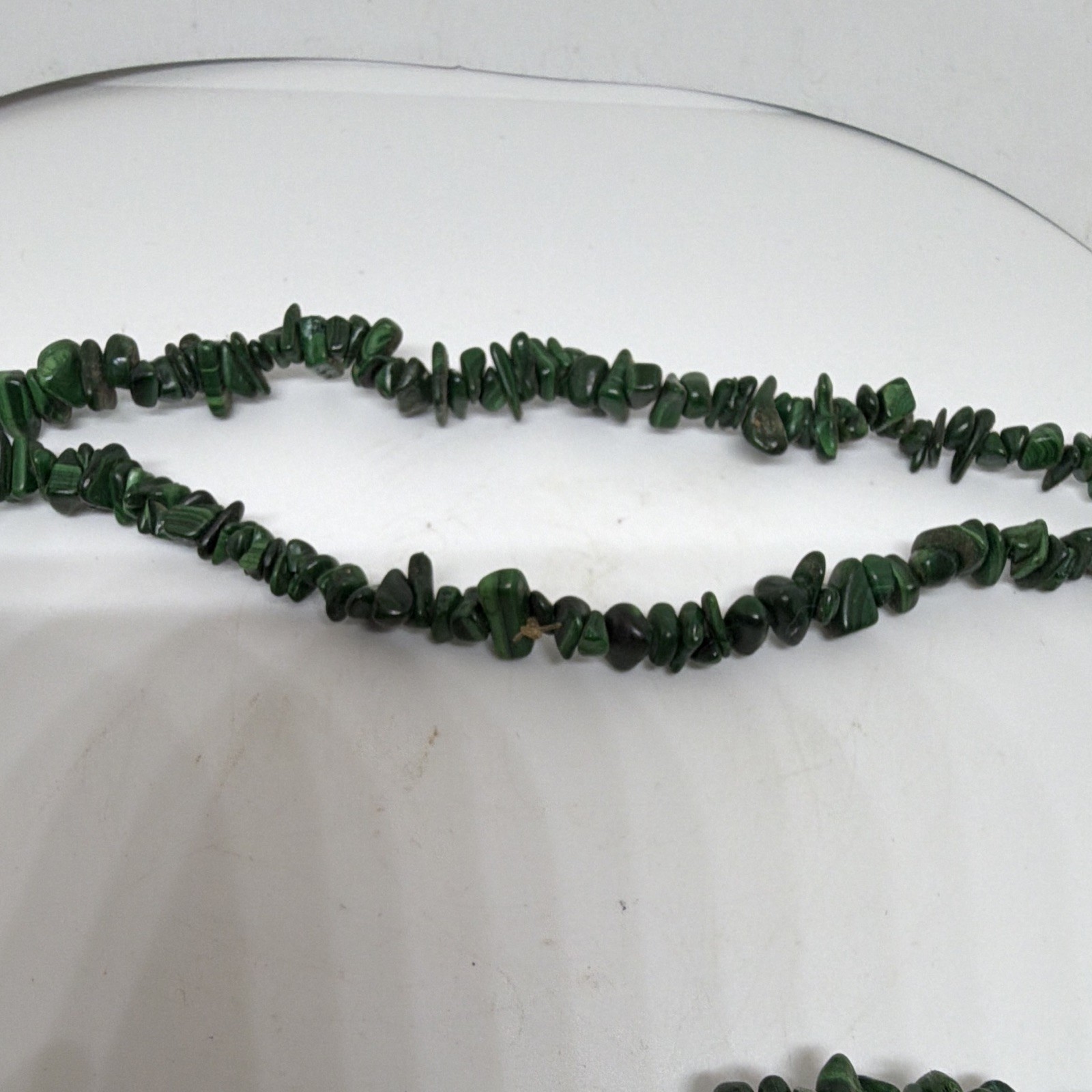 Green Stone Chip Bead Necklace Strand Beaded Ball/Bead Chain, Undated