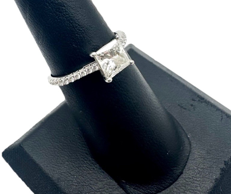 Tiffany & Co Novo Platinum 1.35 Ct Internally Flawless Princess Diamond Ring