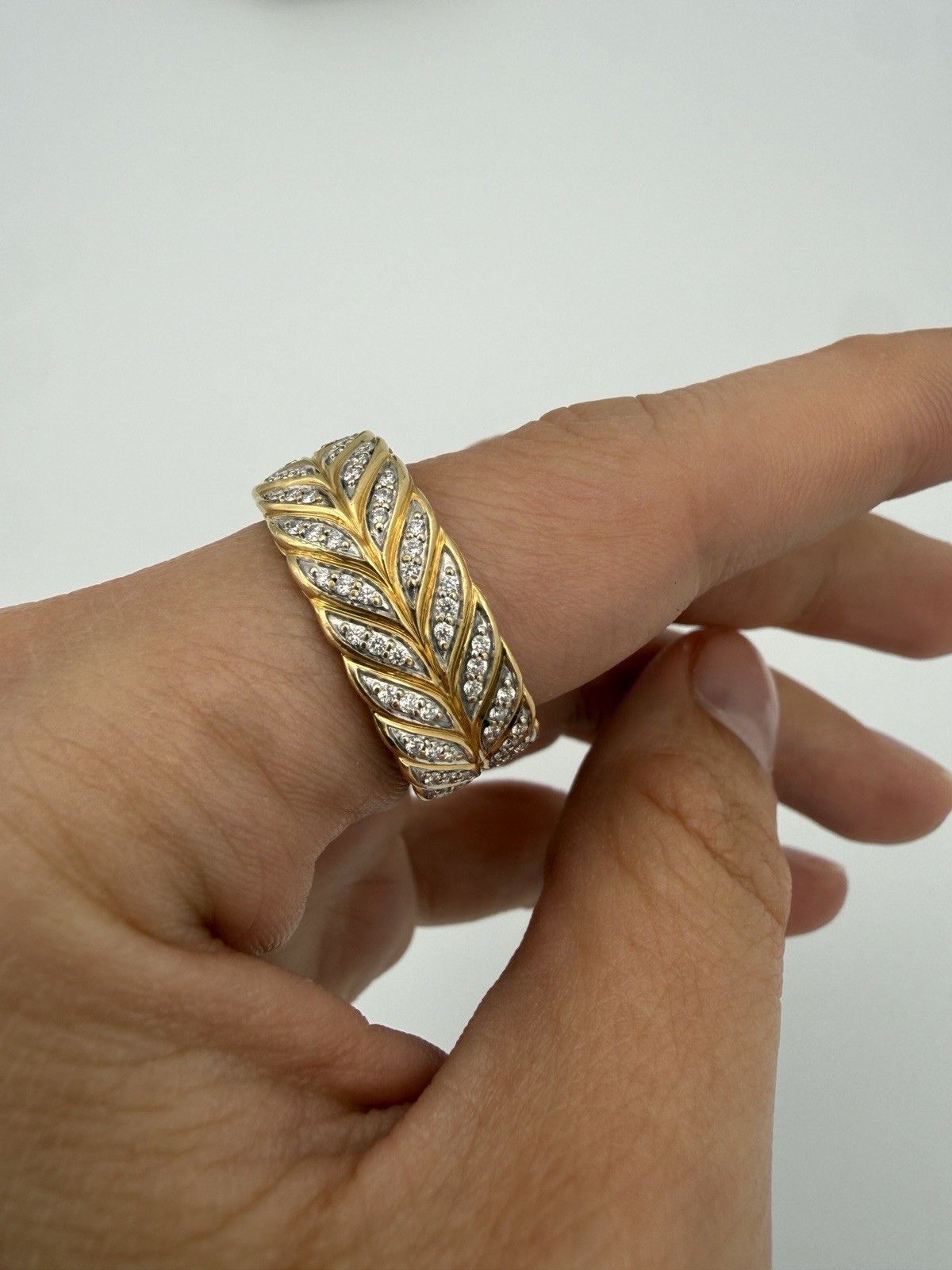 David Yurman Chevron Pave Diamond Band Ring 18K Yellow Gold 9mm Size 9 14.4g