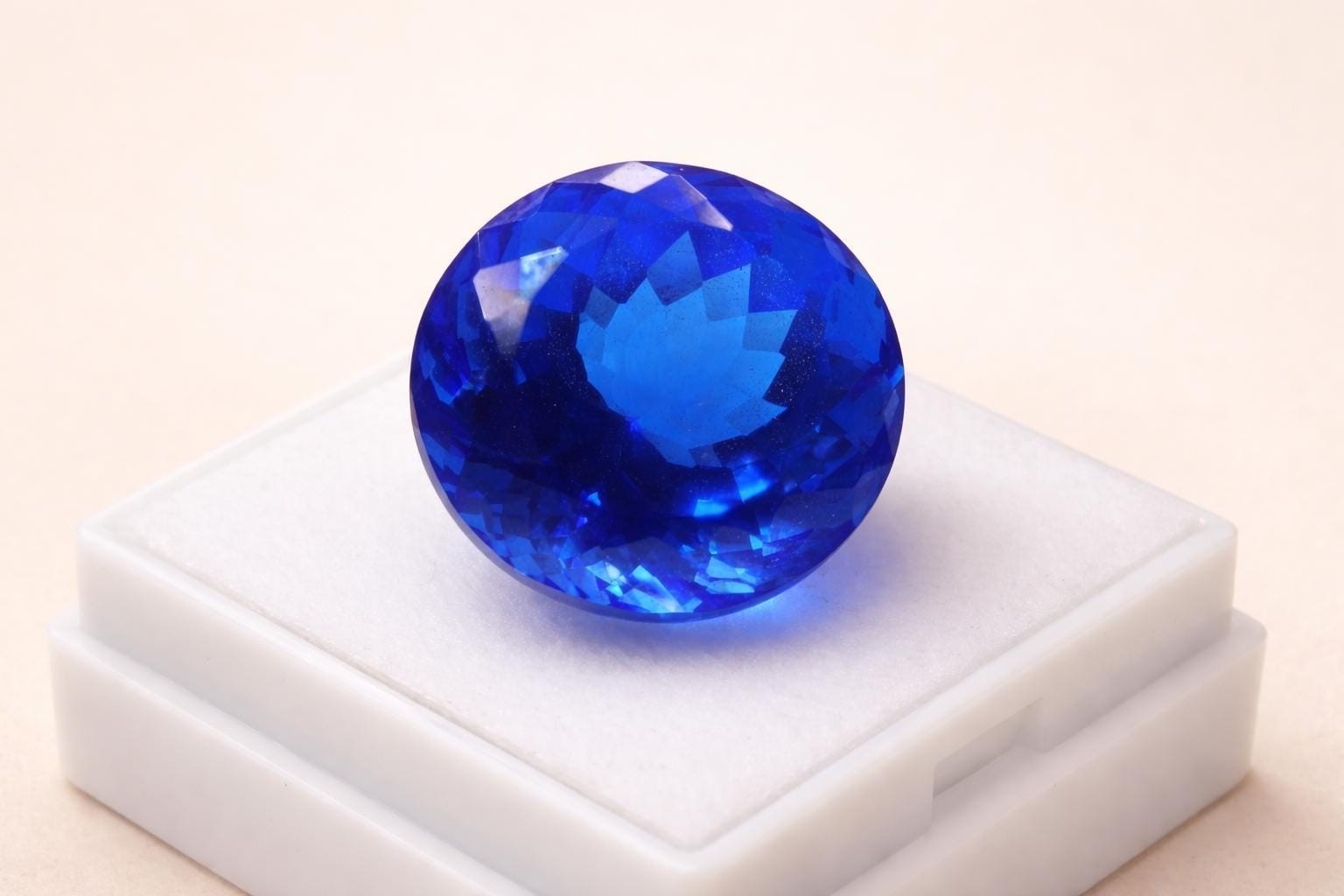 Natural Flawless Ceylon Blue Sapphire Loose Gemstone 12×12 MM Round Cut AAA