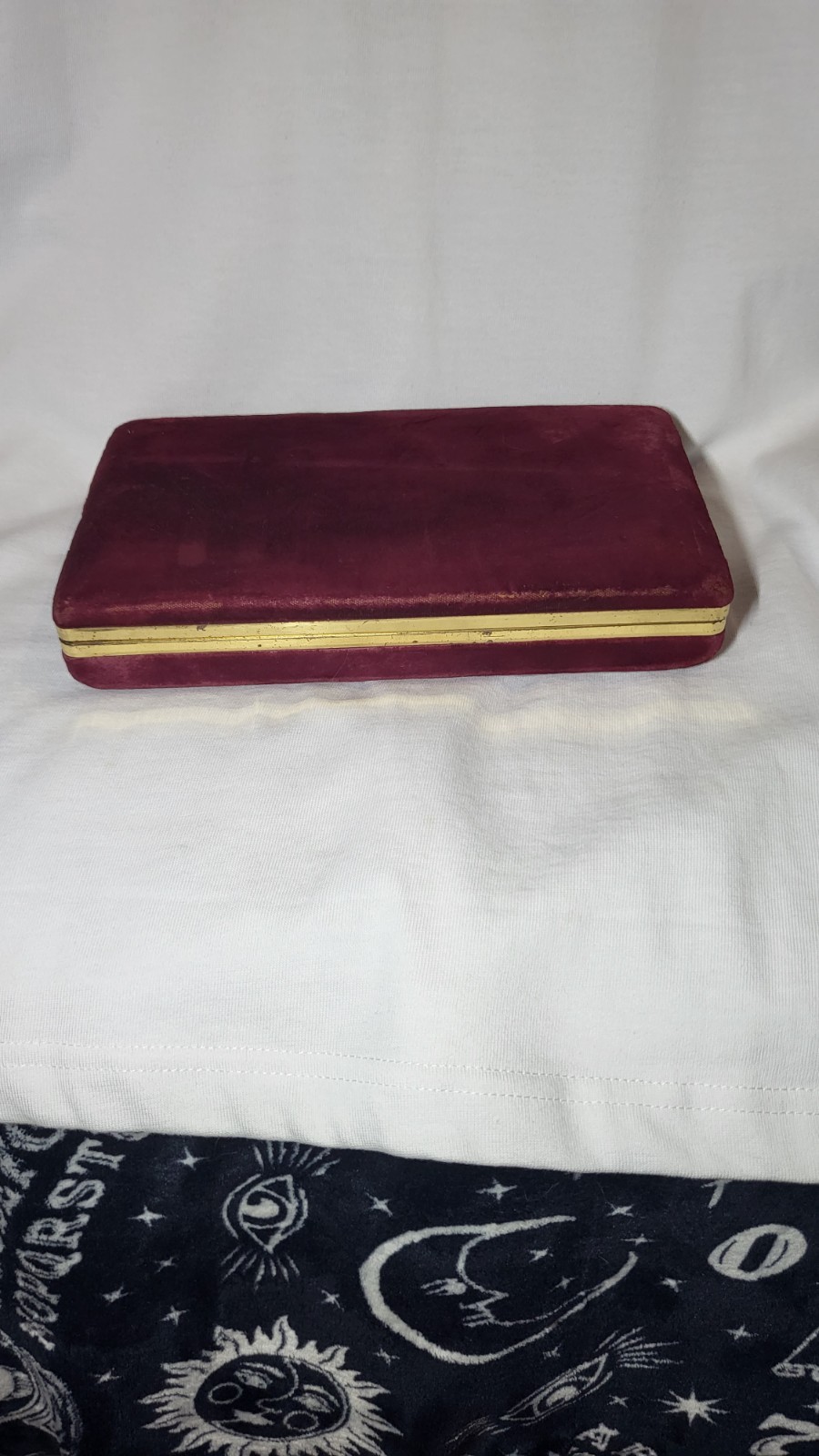Vintage MELE Red Velvet Jewelry Box Rings Earrings Bracelets Hardcase Hardshell
