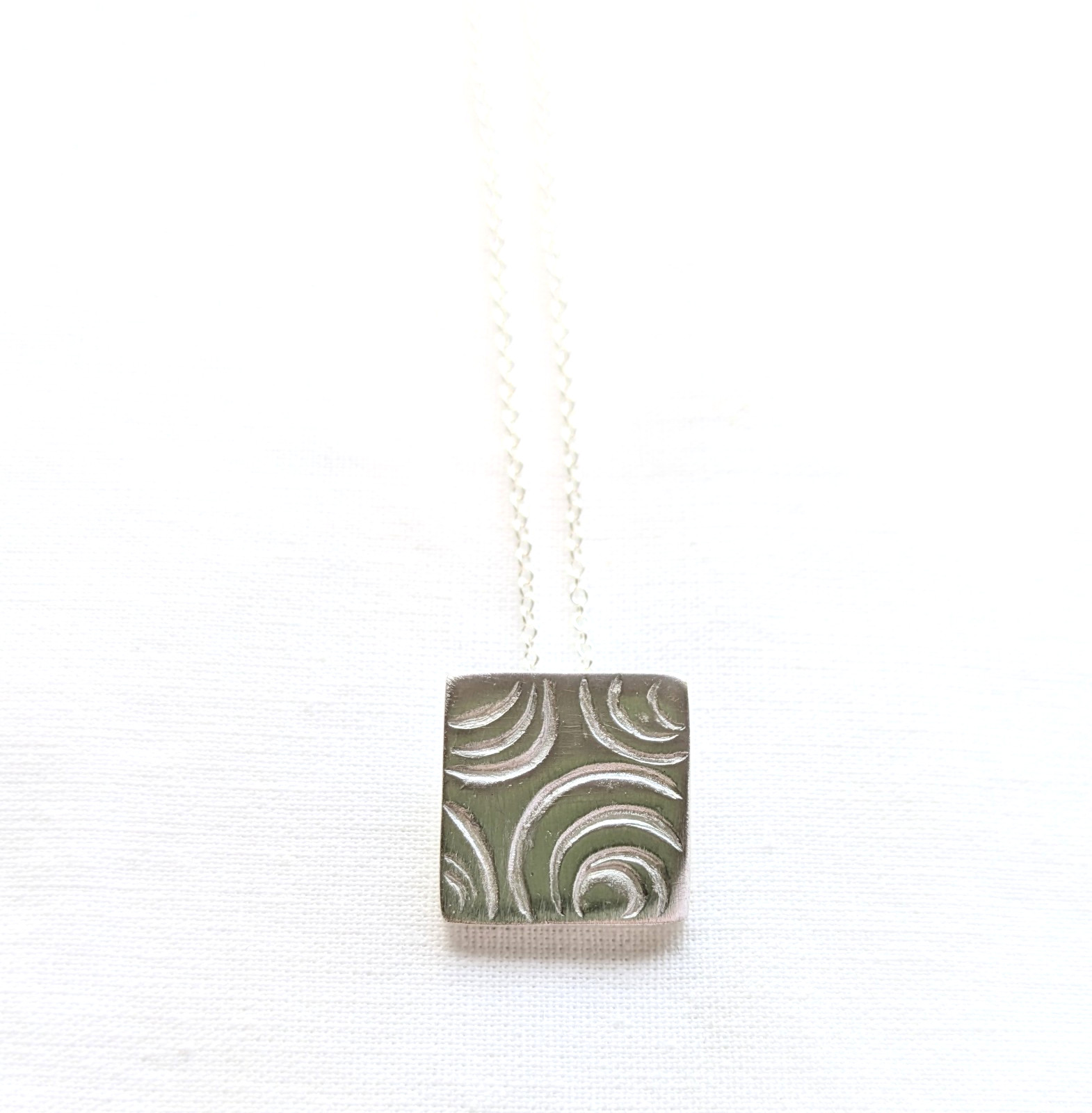 Handmade UK 999 Fine Silver Concentric Circles 15mm Square Pendant Necklace Gift