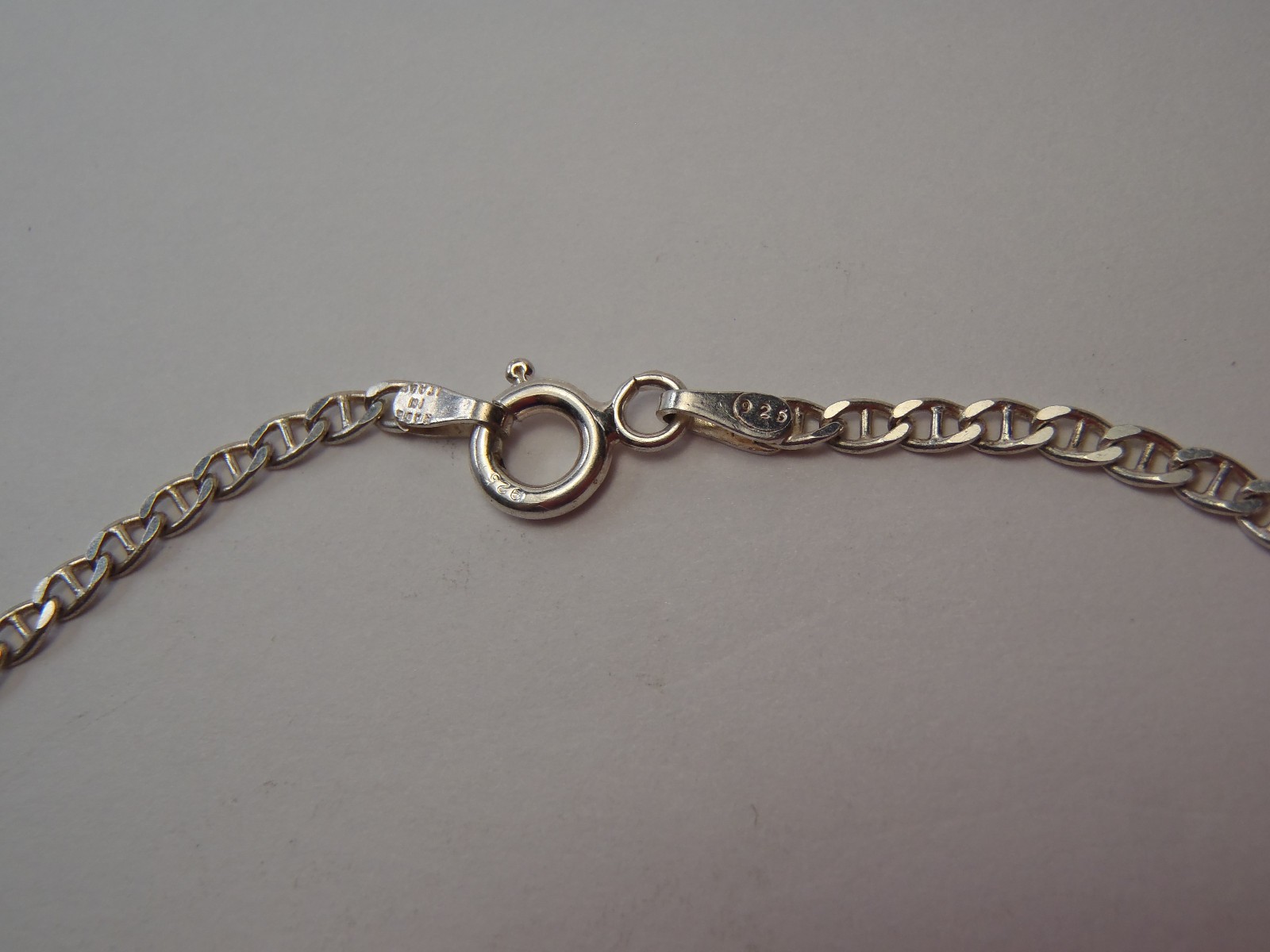 ESTATE STERLING SILVER MARINER LINK 2MM WIDE 8″ ITALY BRACELET FREE SHIPPING