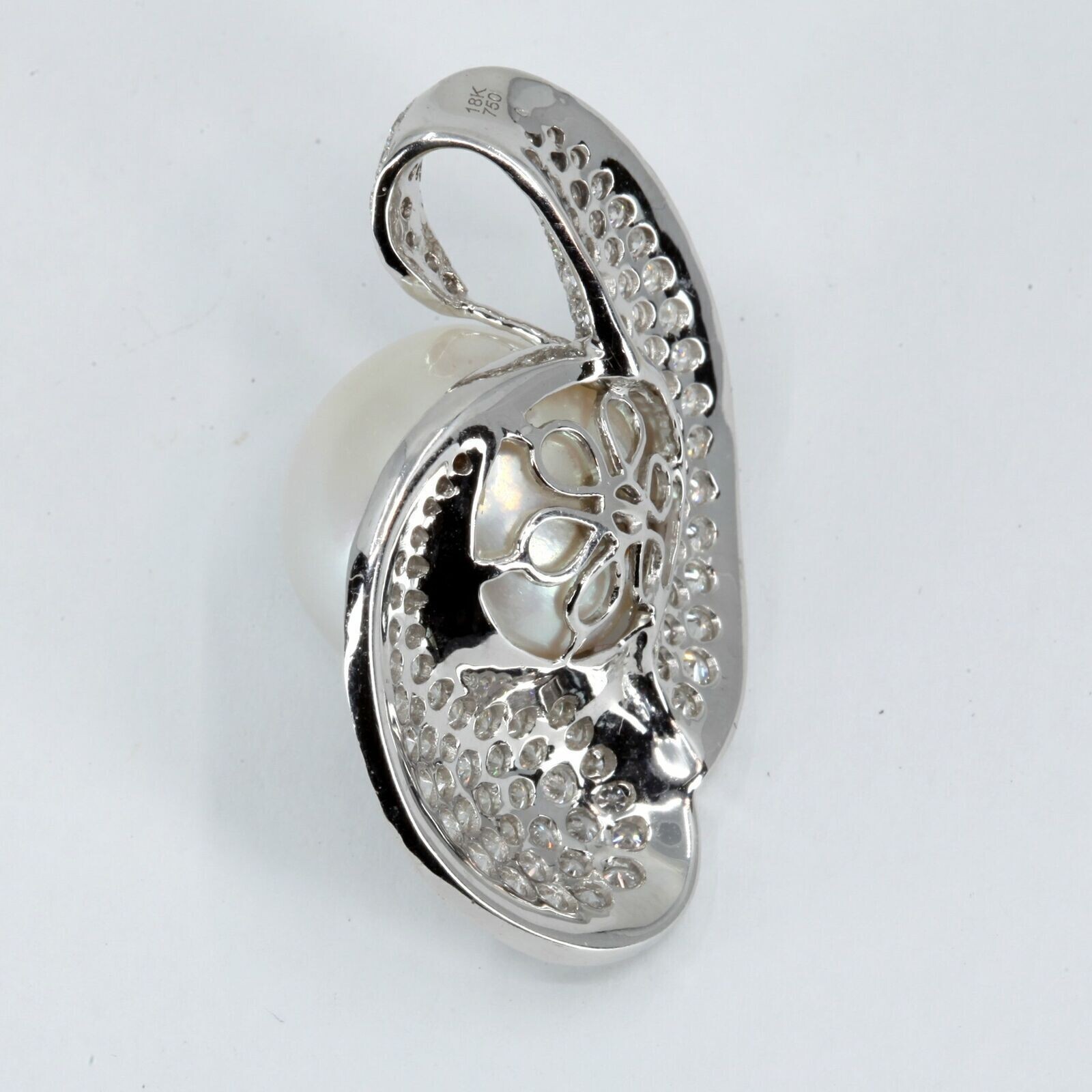 4.00Ct Round Cut Pearl & Diamond Cluster Women’s Pendant 14K White Gold Finish