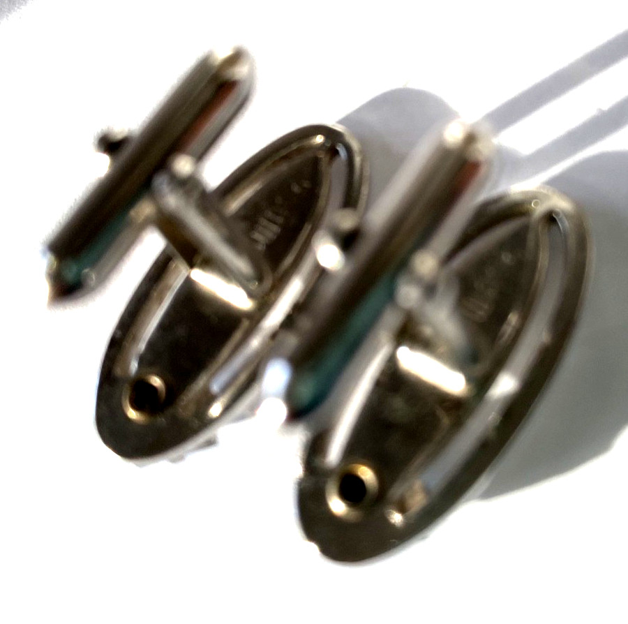 Beautiful Vintage Signed Swank 70s Sliver Tone Blue Rhinestone Cuff Links