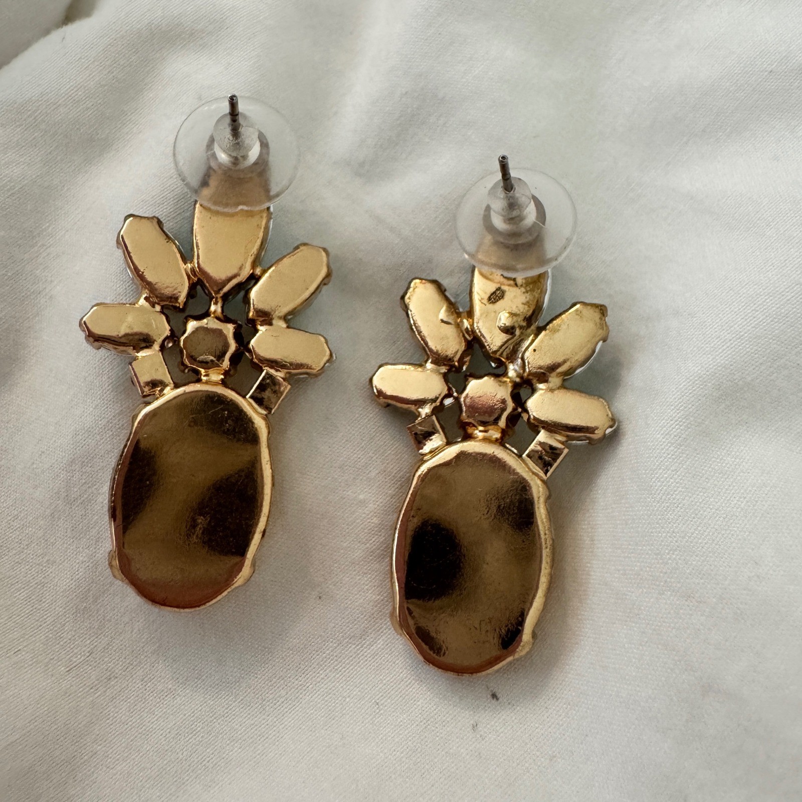 Gold Tone Pineapple Rhinestone Stud Earrings MultiColor Crystal Tropical Jewelry