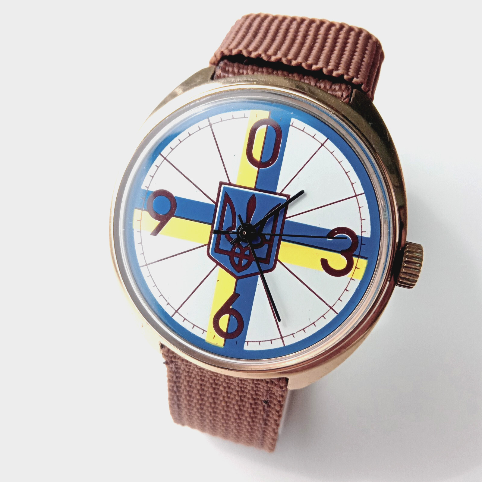 Vintage Soviet men’s mechanical watch “Raketa Big Zero.” 19 jewels. Running.