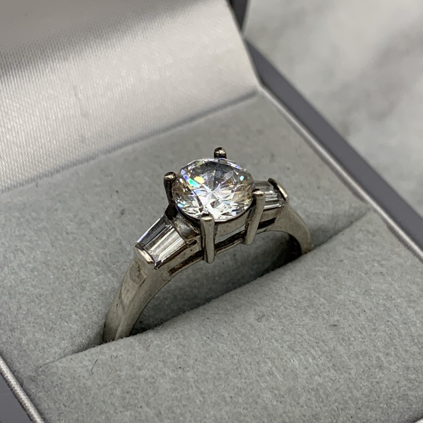 Art Deco Style Ring 925 Sterling Silver CZ Round Cut Baguette Shoulder – Size R
