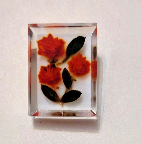 Vintage ROSE ACRYLIC LUCITE RETRO MID CENTURY PIN BROOCH