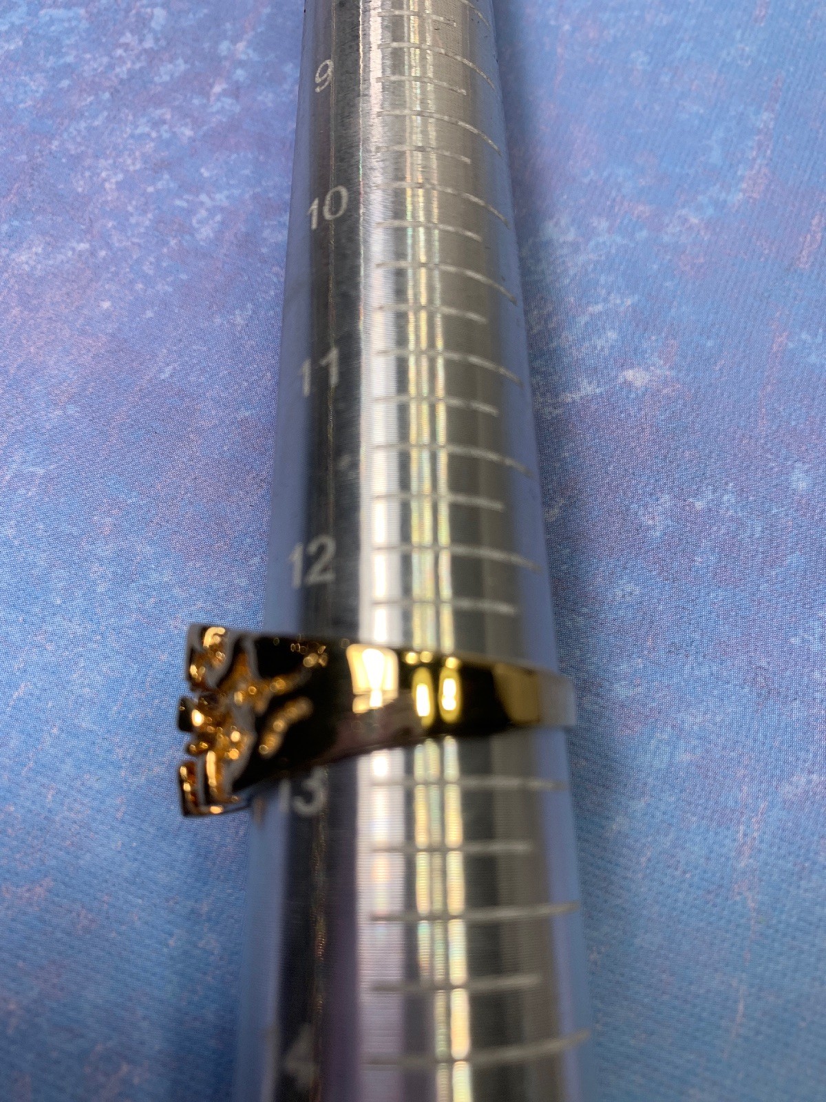 Signed SETA male or female ring with clear crystal, goldtone (NOS without tags)