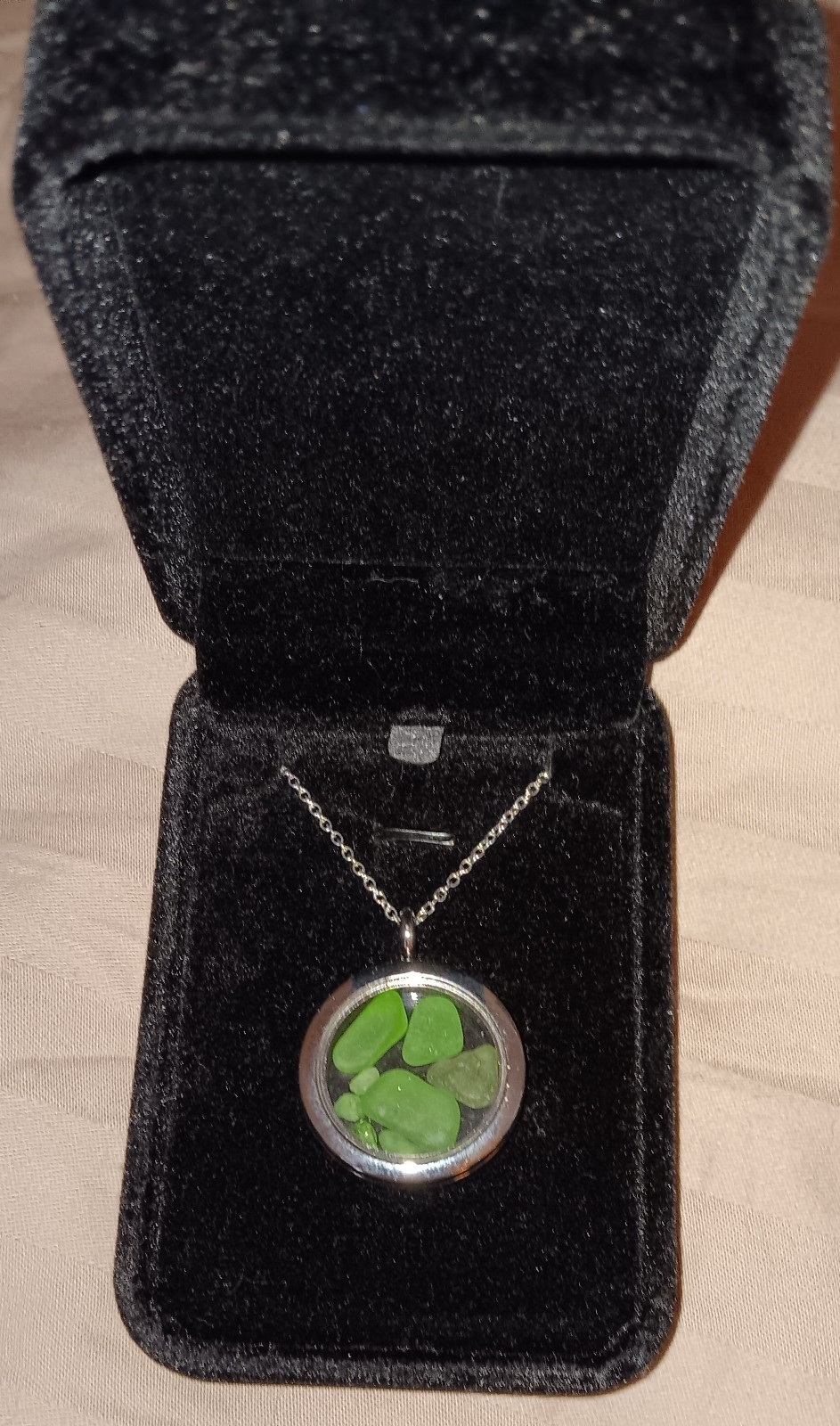 Maine 100% Authentic Seaglass (Stainless Steel)Locket with Necklace(will stain)