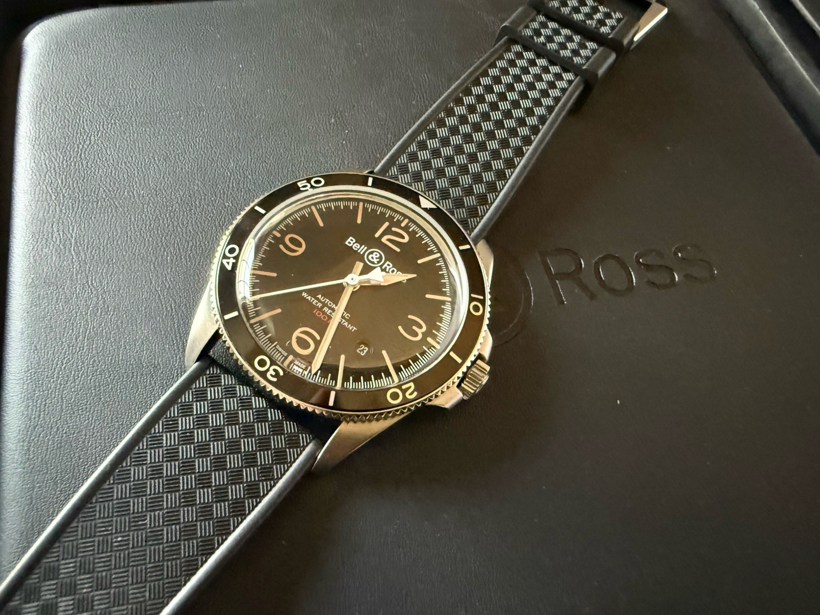 Bell & Ross BR V2-92 Automatic Diver 41mm Black Dial Rubber Strap 100m