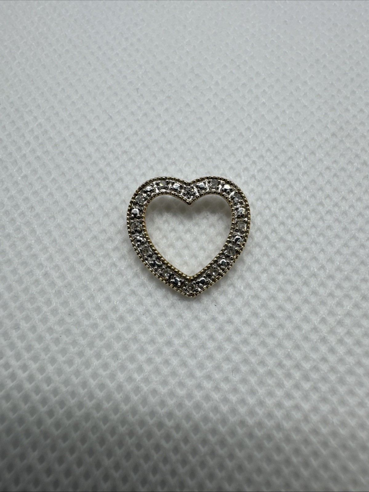 10k Two Tone Yellow & White Gold Diamond Heart Shape Pendant 0.65g Love