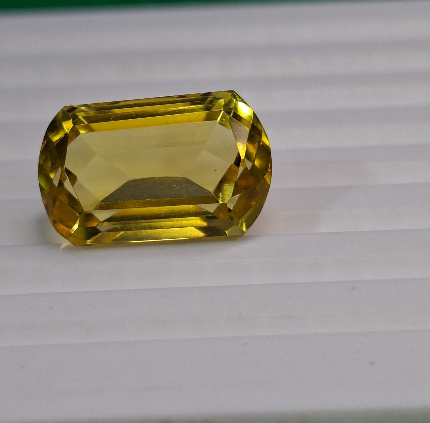 Natural Sapphire Fancy Cut Certified Yellow 13-15 Ct Loose Gemstone GB096