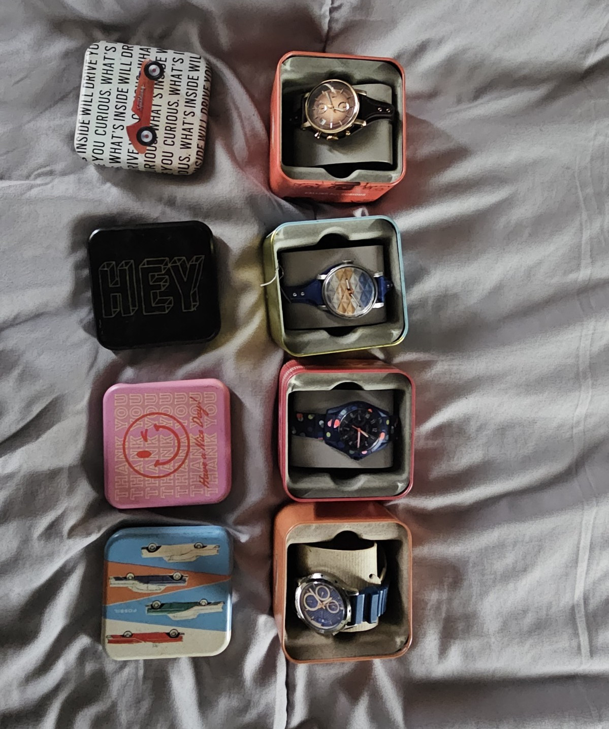 Fossil Analog Wristwatch Lot of 4 w/ Original Tins, Bands