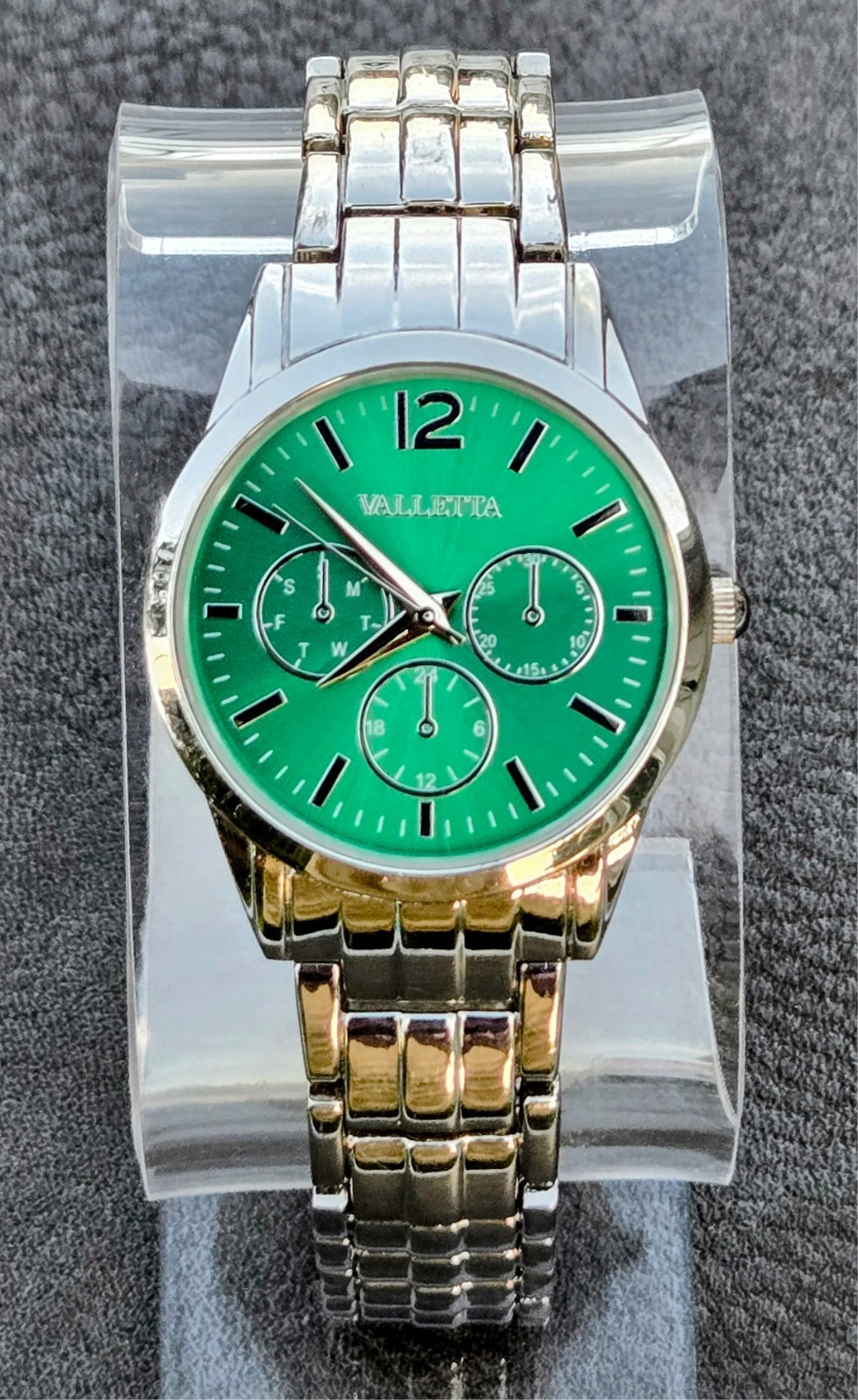 VALLETA Watch Unique Green Dial Silver Tone Bracelet