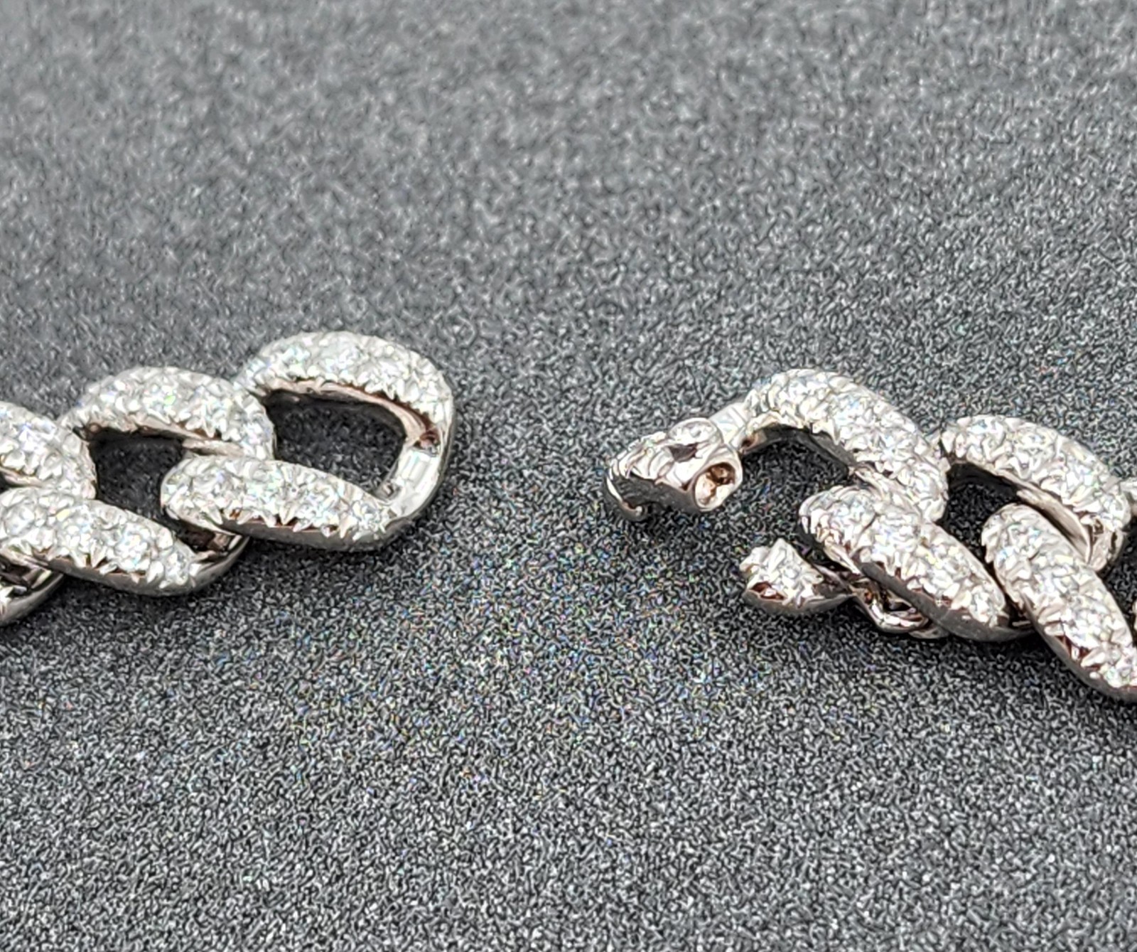2.57 ct Cuban Link Diamond Bracelet