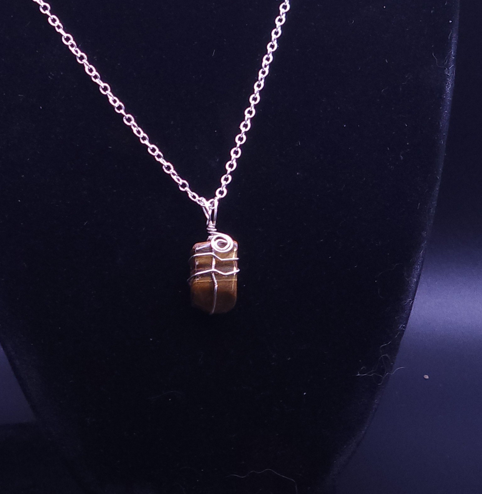 Handcrafted Sterling Wire Wrapped Tigers Eye Pendant On 18″ Rolo Chain