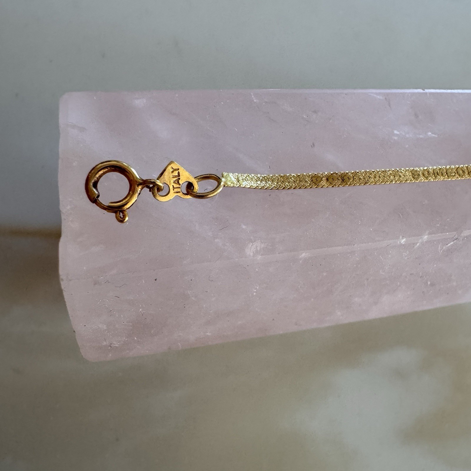 14K YG rare vintage herringbone bracelet hearts someone special made in italy