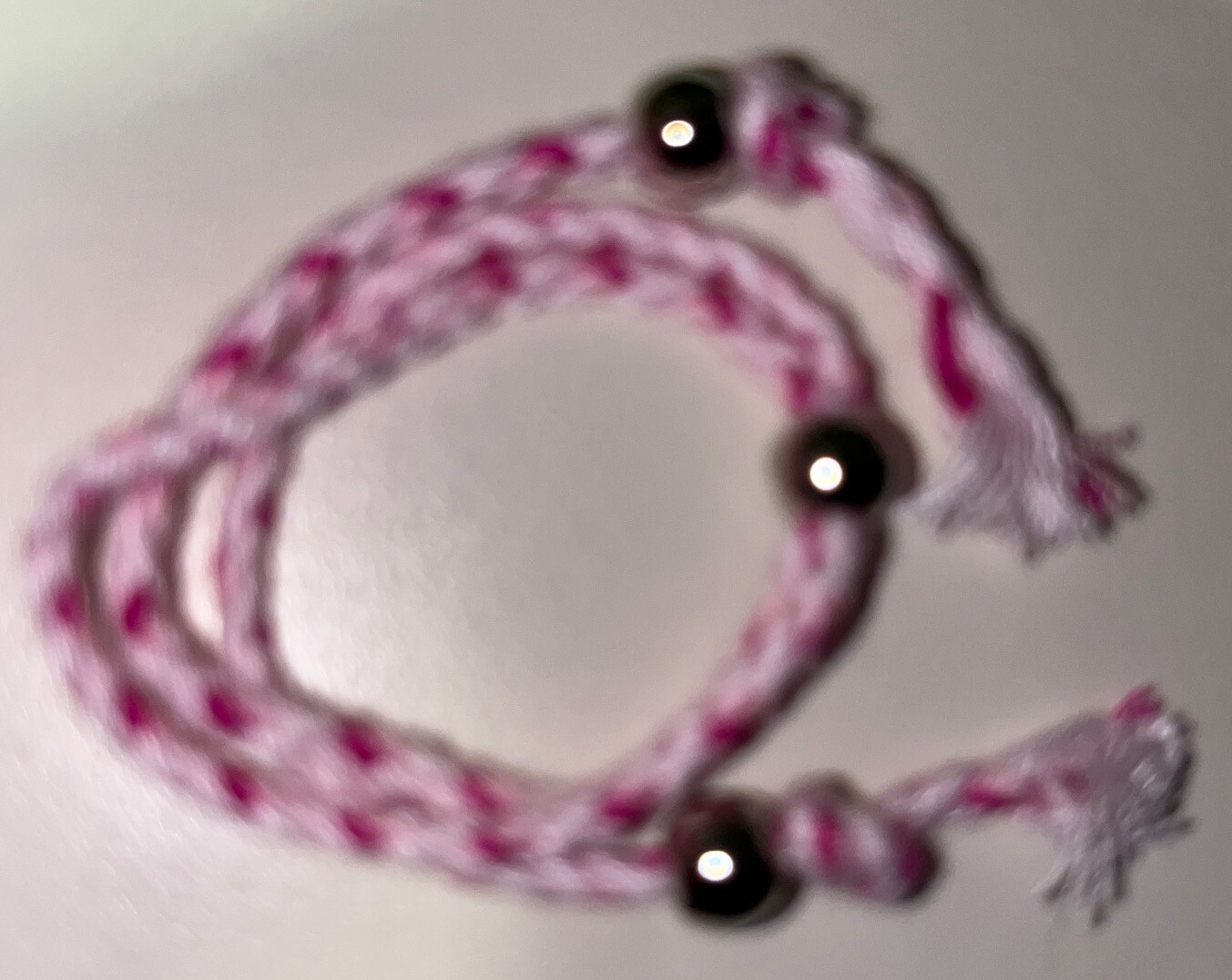 NEW BOHO BRAIDED THREAD FRIENDSHIP BRACELET ADJUSTABLE COLOR FUCHSIA WHITE PINK
