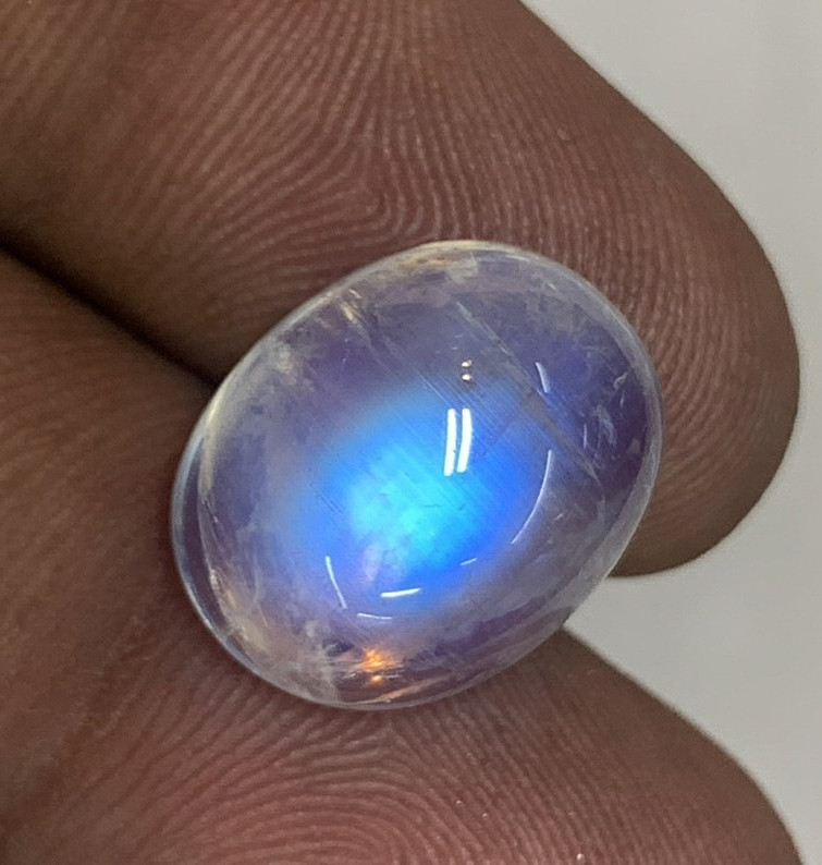 AAAAAAAA Quality Rainbow Moonstone Blue Fire Oval Shape Cabochon 12X15 MM