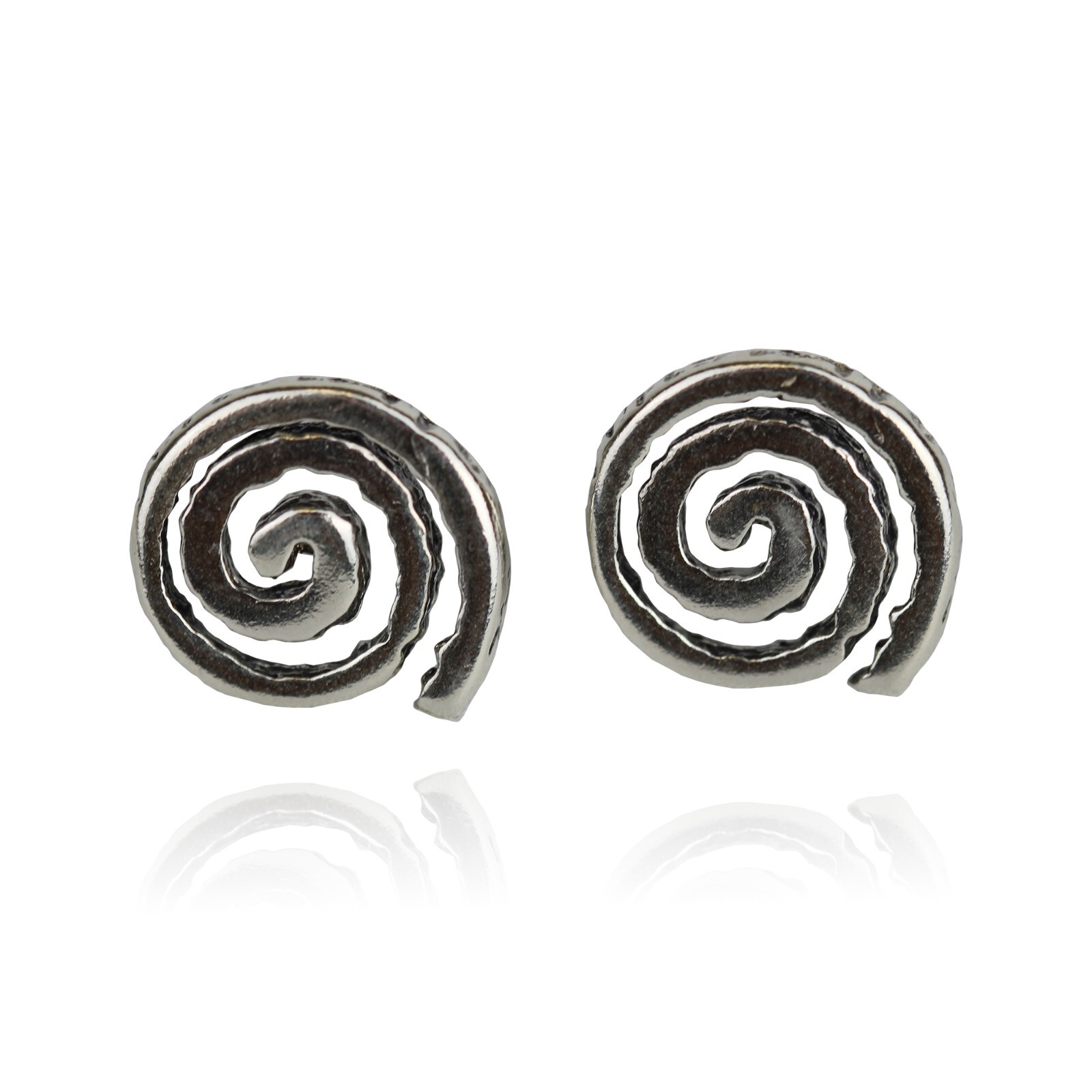 FashionJunkie4Life Sterling Silver Tornado Swirl Stud Earrings | 0.5 inch Spiral