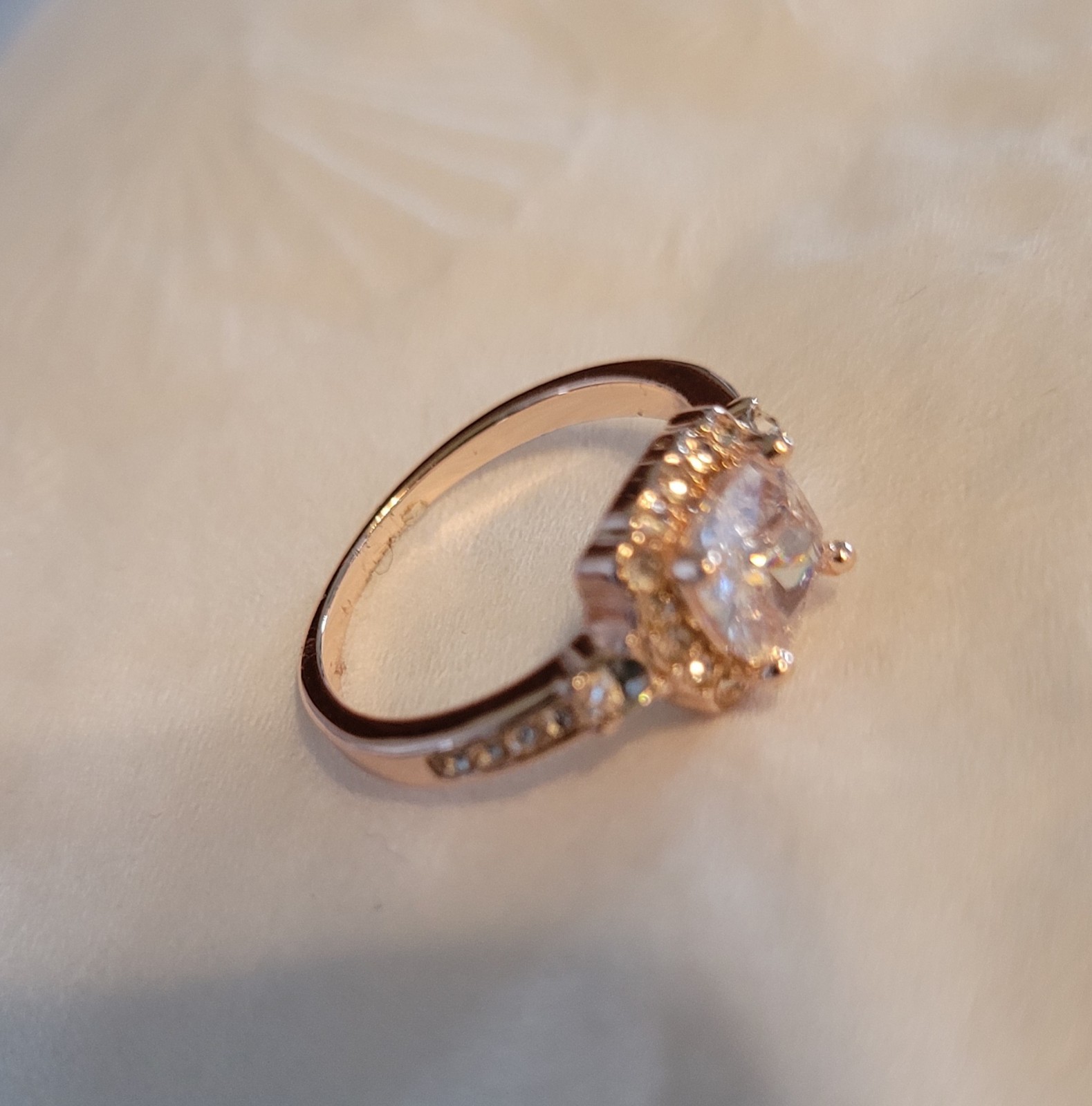 Rose Gold-Tone Halo Ring Cushion Cut Simulated Diamond – Size 6