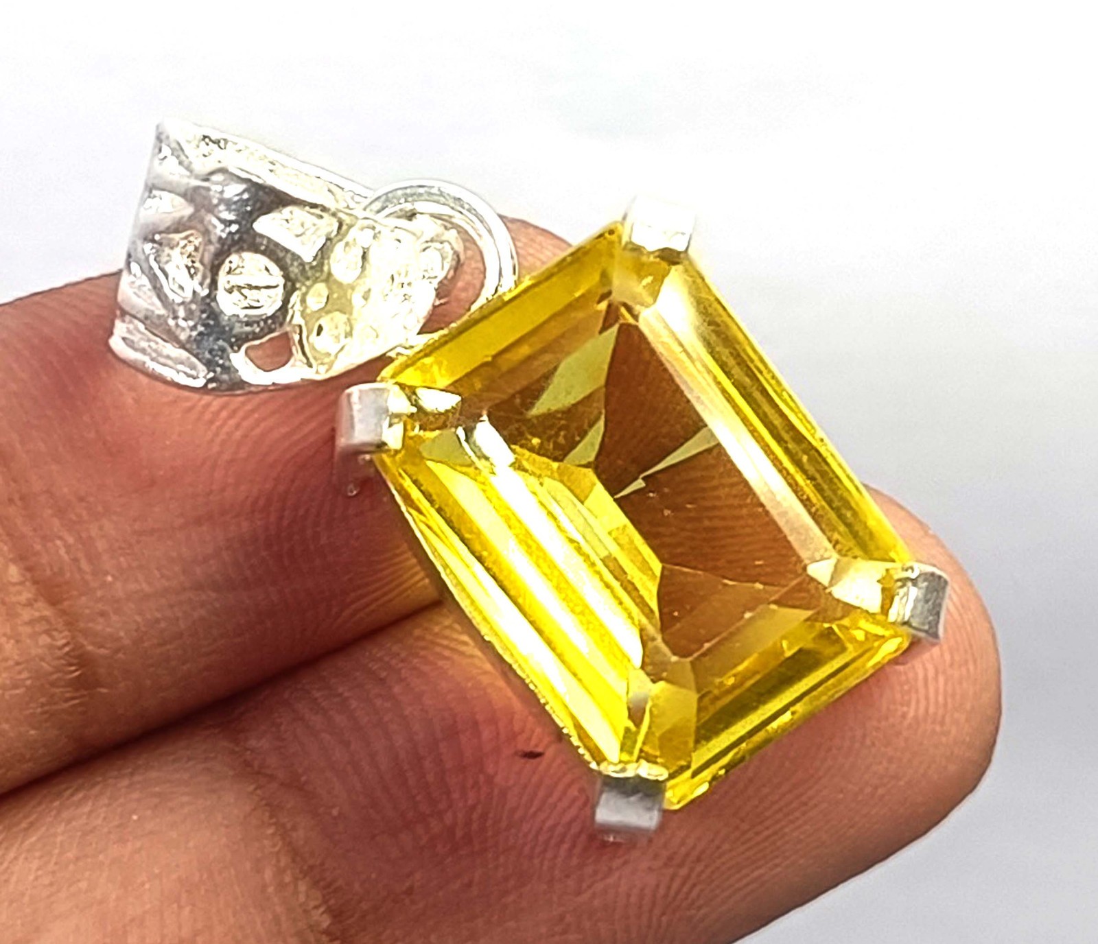 Natural Yellow Sapphire 25.20 Ct Emeald Shape Pendant 925 Silver EGL Gems 6JHB
