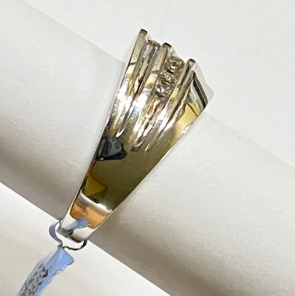 NEW 10k White Gold Men’s Ring with 0.50ctw Diamonds (Size 10.25) 5.3 gram