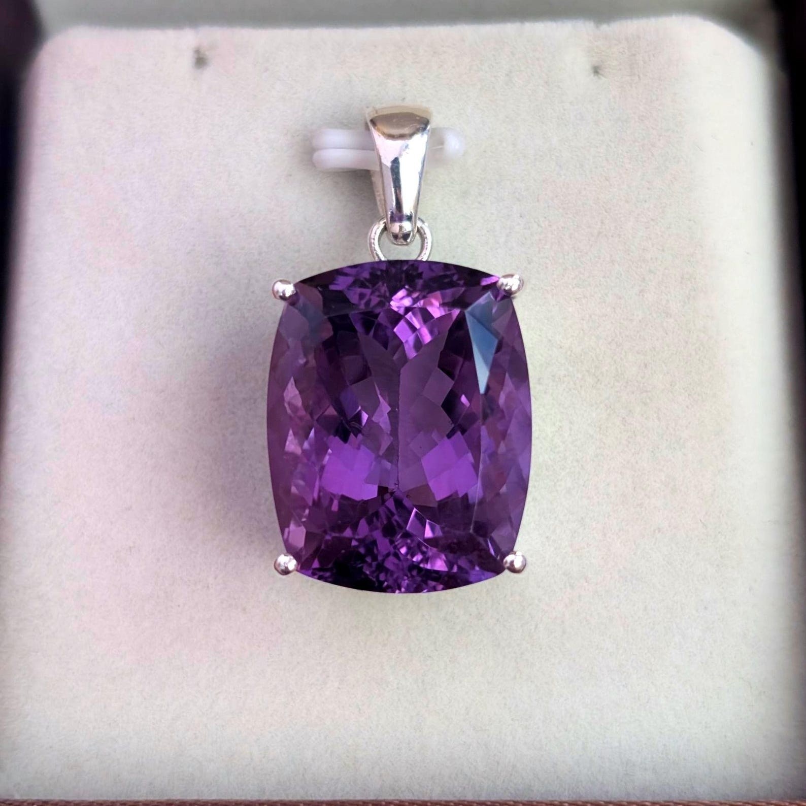 50.65 Ct Natural Purple Amethyst 925 Sterling Silver Solitaire Pendant Gemstone
