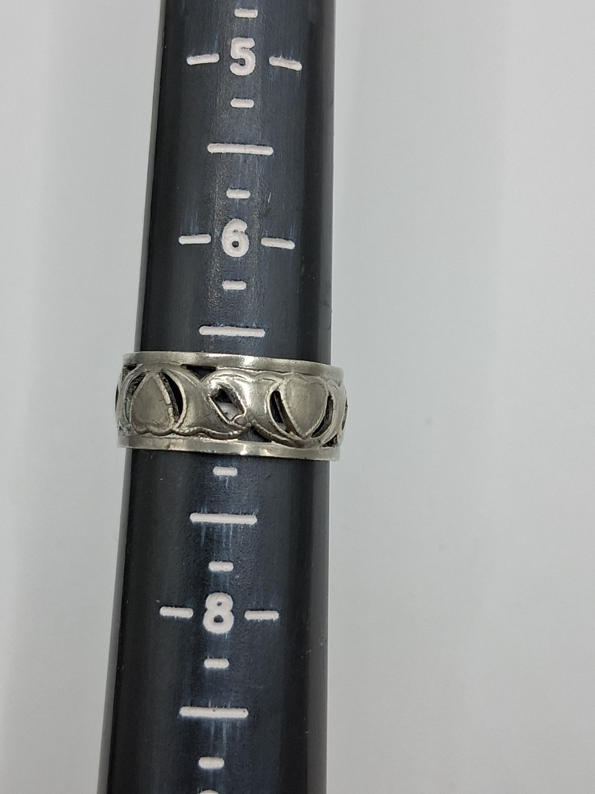 Antique Sterling Silver Open Work Hearts Design 7.6mm Ring Band Size 7 MH