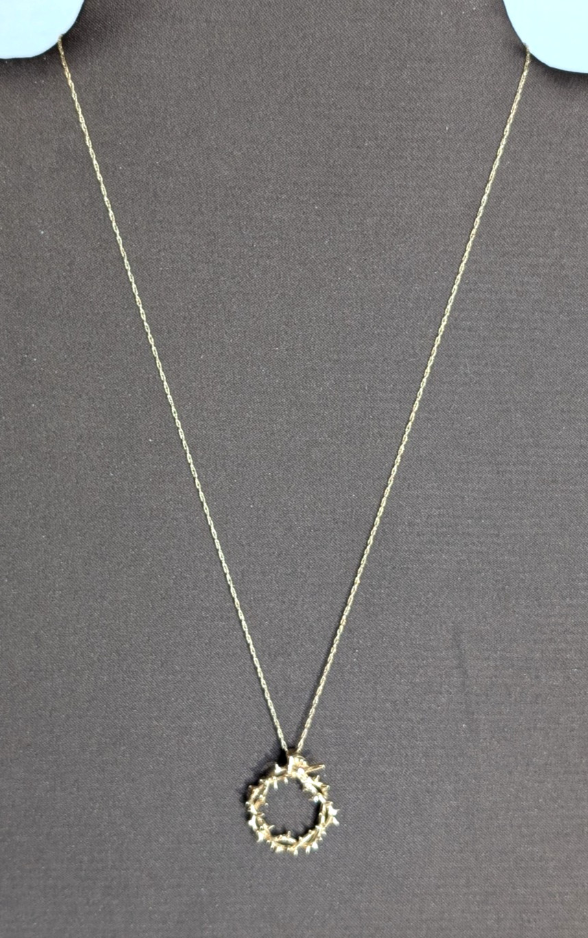 14 K Yellow Gold Crown of Thorns Pendant .75 Diameter Necklace 17 in 2 g