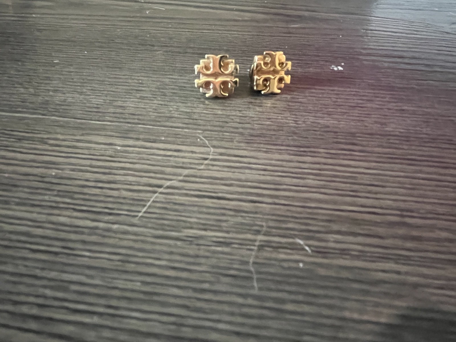 gold tory burch logo earrings