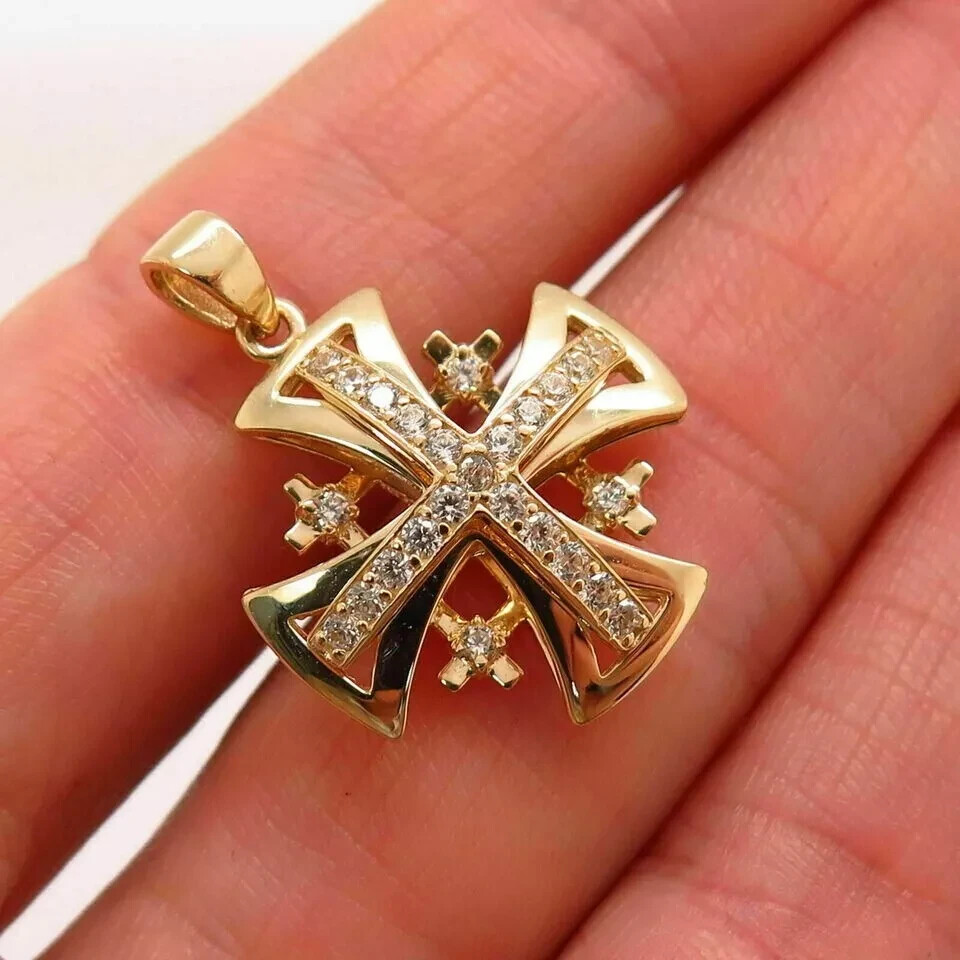 2Ct Round Cut D/VVS1 Diamond Cross Pendant Necklace 14K Yellow Gold Finish