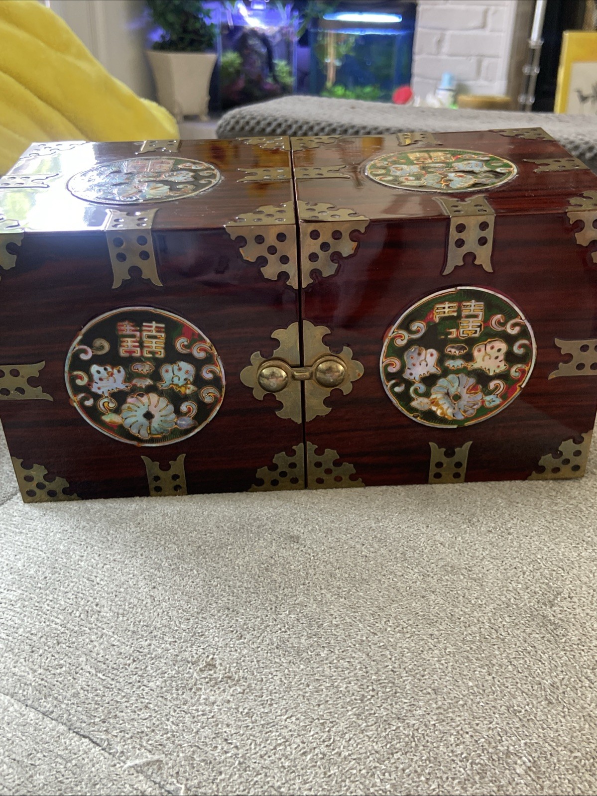Vtg Korean Lacquerware Mother-Of-Pearl Inlay Document Box Brass Hardware