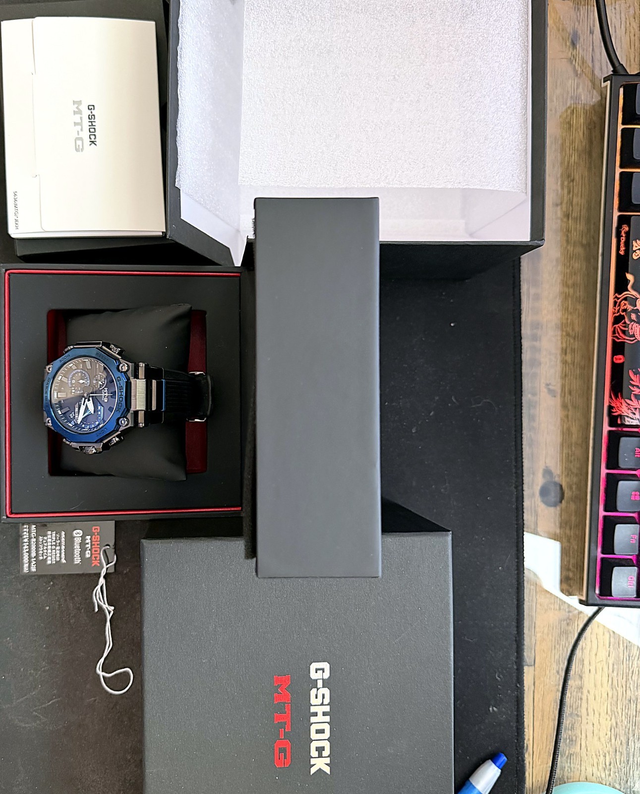 Casio MT-G MTG-B2000 Black/blue accents Tough Solar Bluetooth Radio JDM Unused