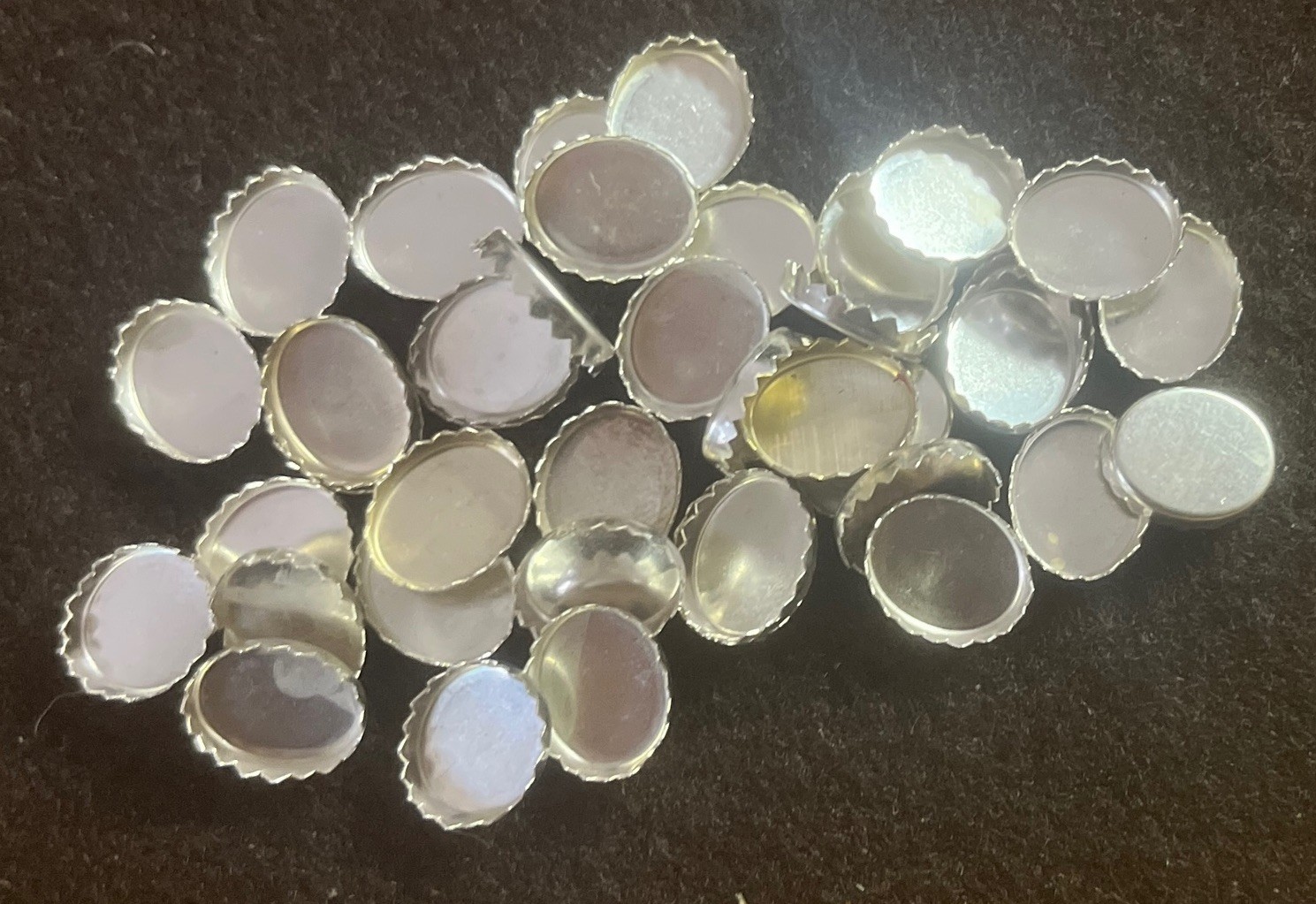 One 10x8mm Oval Serrated Sterling Silver Bezel Cup Setting 32gauge 8x10mm