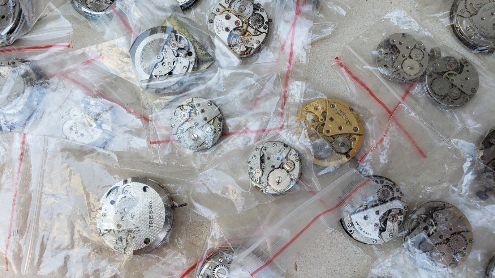Antique Vintage Automatic Manual Wind Mixed Watch Movements- Lot Of 44 Movement