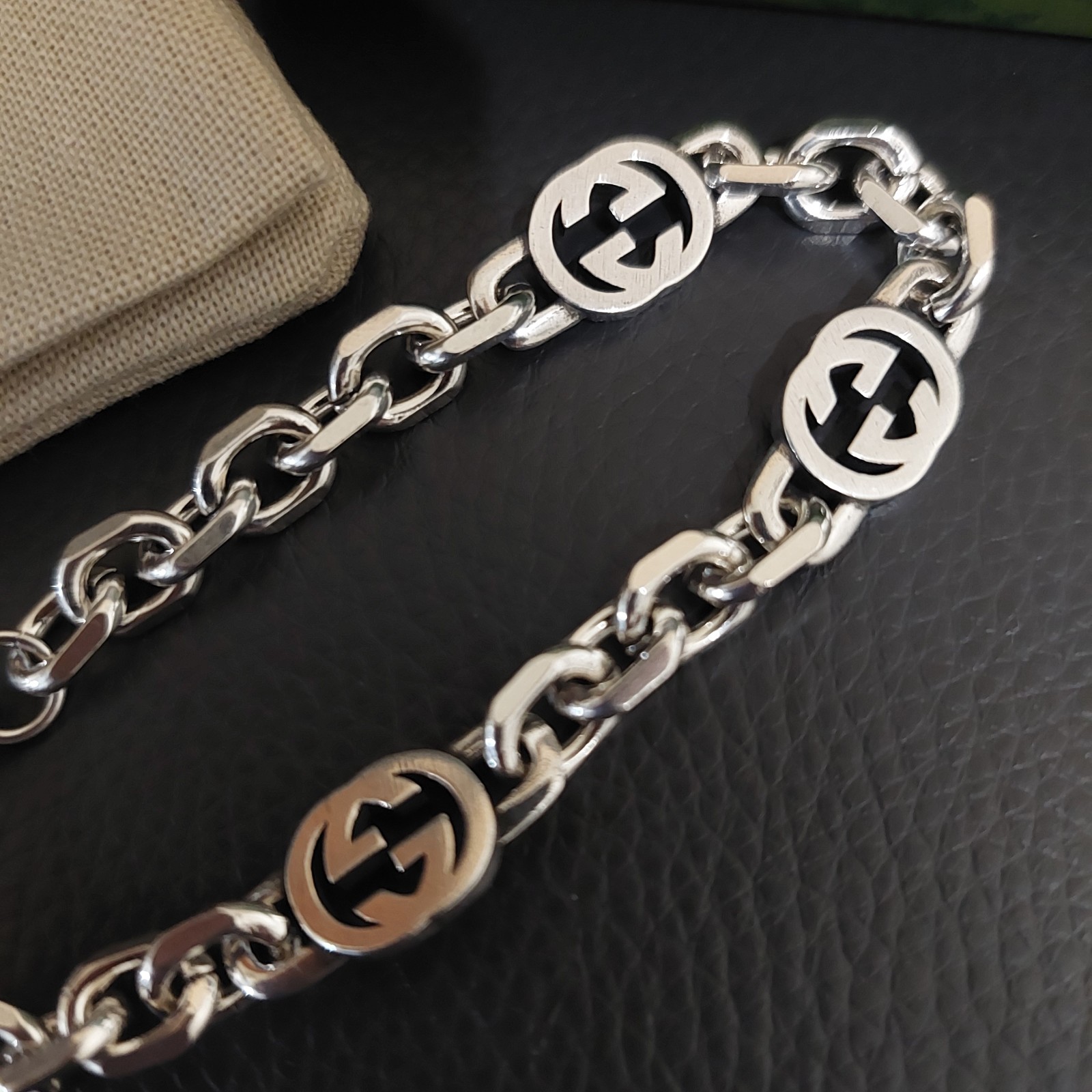 Gucci 925 Silver GG Oval Link Chain 18 Bracelet 7″