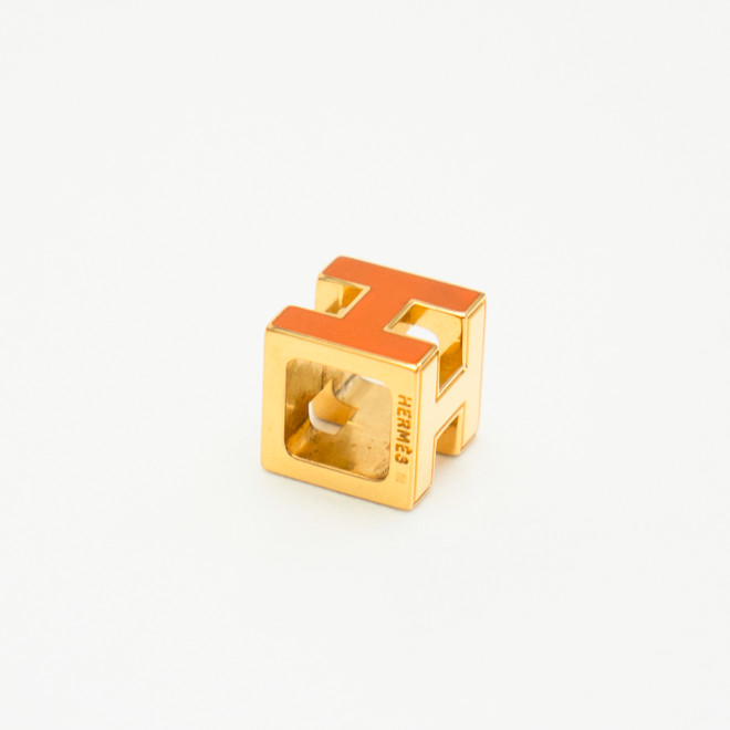 HERMES Cage d’H Cube Pendant Top Charm Orange Lacquer Gold Tone Auth No Chain