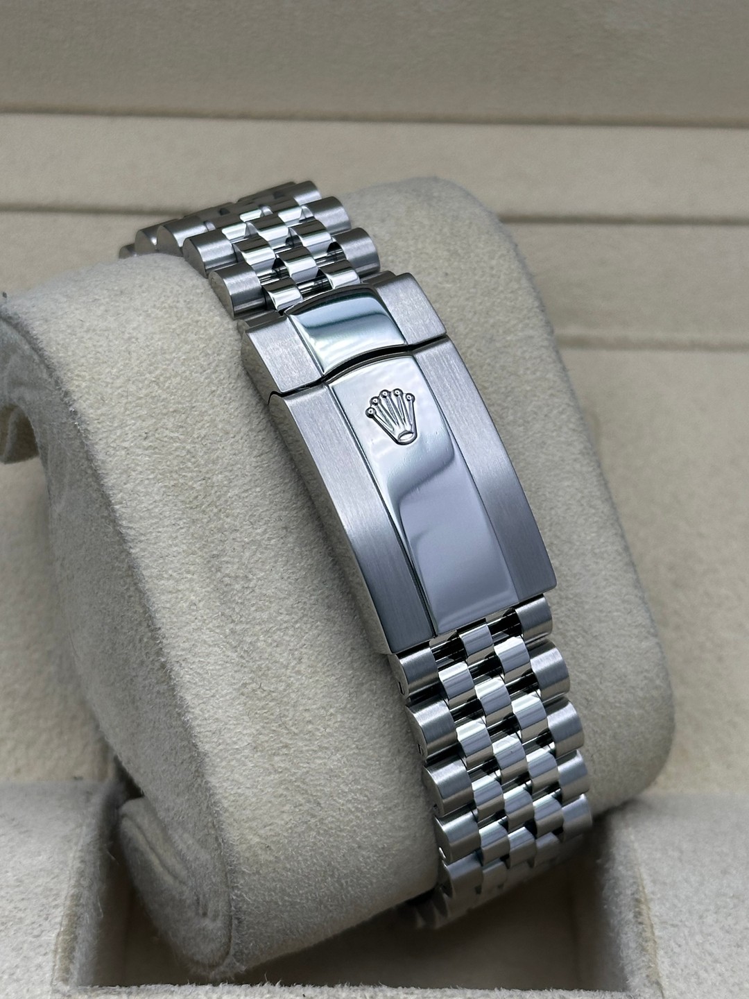 Rolex 126300 Blue Roman