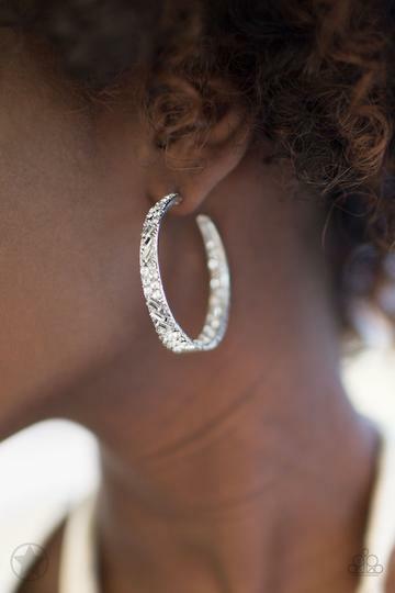 💎Paparazzi 💗 Glitz by Association 💗White Earrings on Silver 💎Fan Favorite