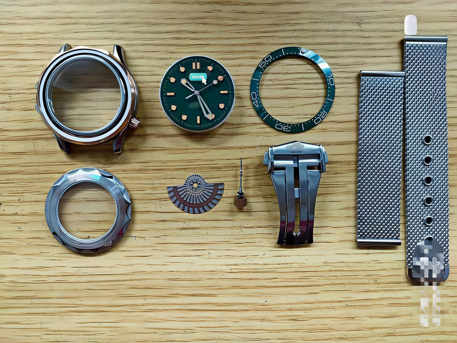 DIY SET for 8200 8215 42MM watch case + dial + hands + Rubber strap