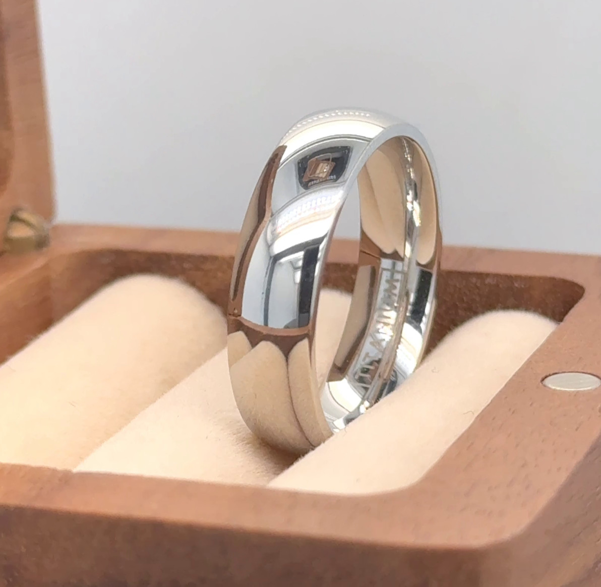 Mirror Polished Finish Ring Couple Ring Gifts 6mm Silver Titanium Promise Ring