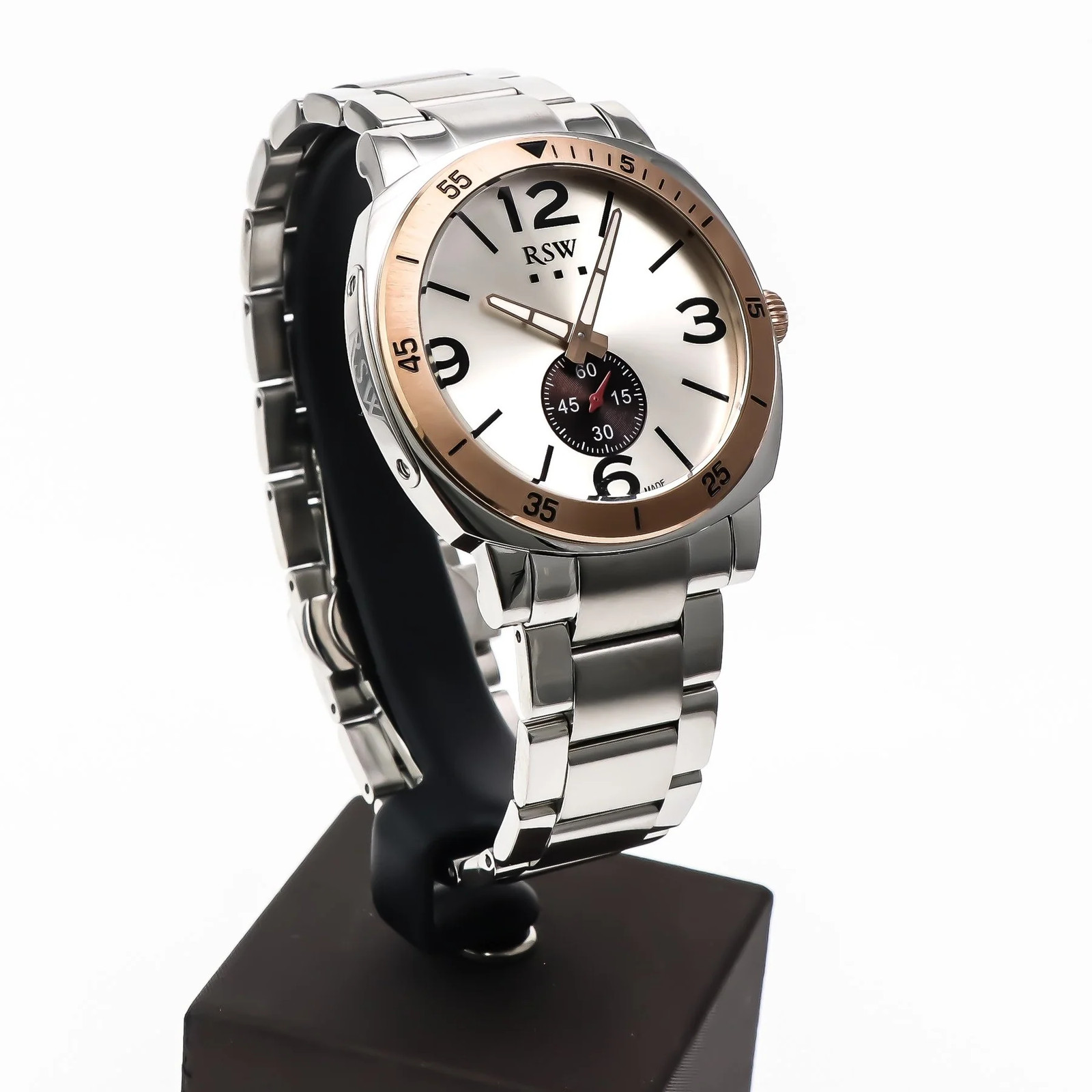RSW – Swiss Watch – RSWM110-SR-1 Ronda 45 x 42 mm RSWM110 50m (5ATM)