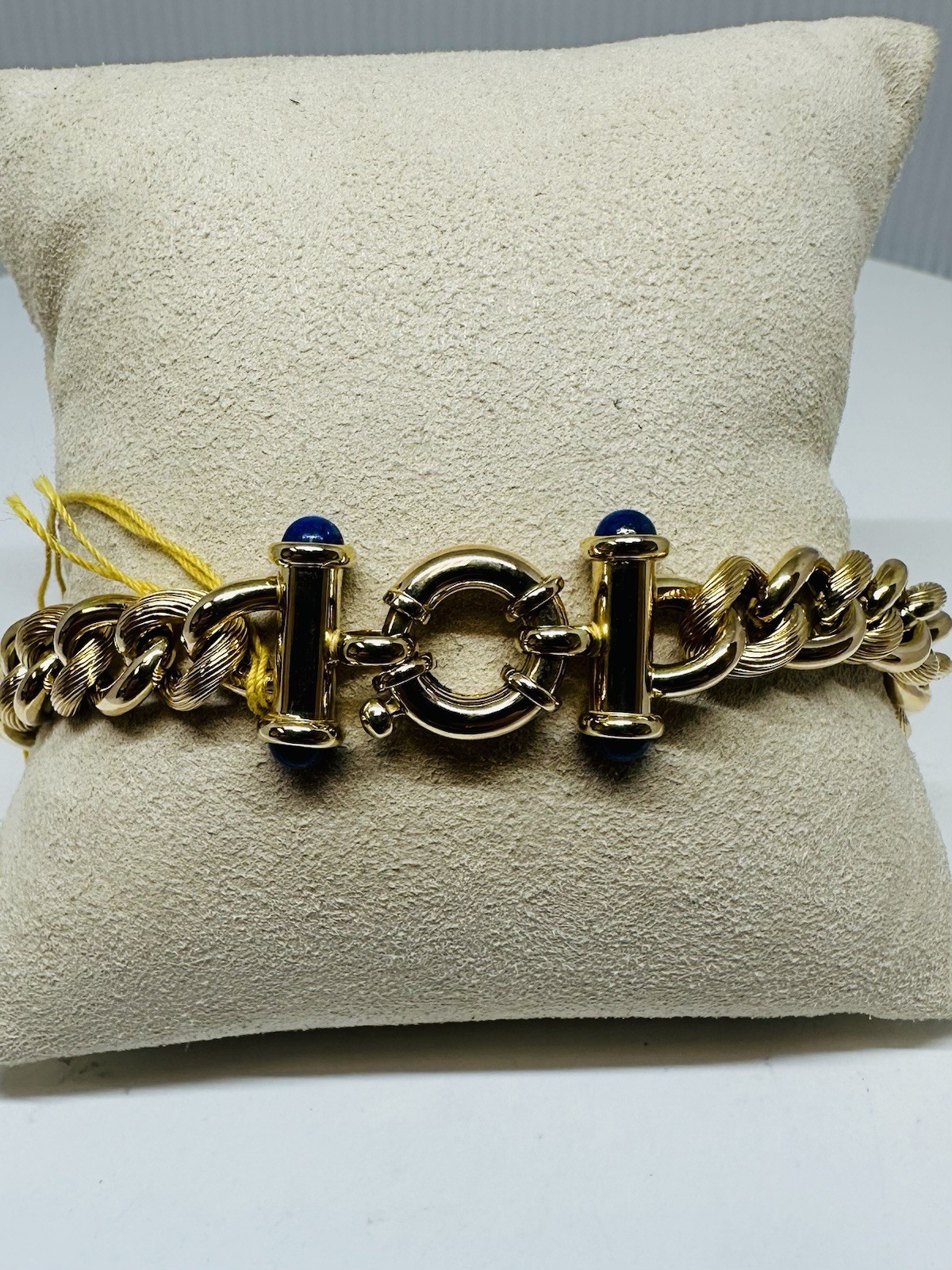 14k Gold Bracelet With Textured Links – Lapis Lazuli