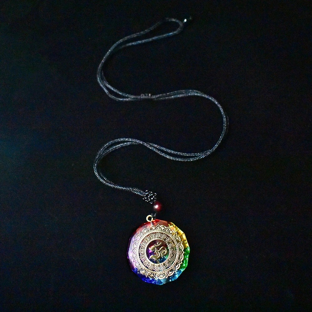 Orgonite Pendant Om Symbol Luminous Chakra Healing Energy Reiki Unisex Necklace
