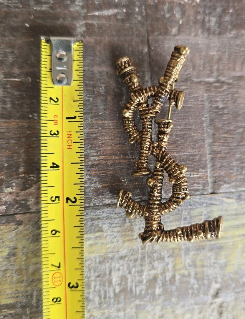 YSL Yes Saint Laurent Paris Vintage Brooch Pin Brass Tone BEAUTIFUL