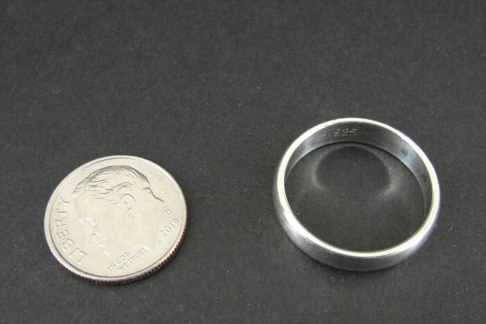 Ring Silver Smooth Simple 925 Sterling Size 7.5 Sleek Band Ring